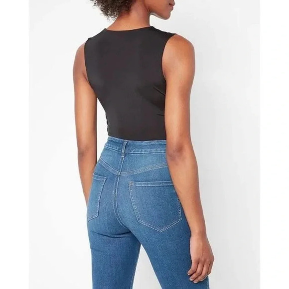 EXPRESS NWOT Body Contour Silky Wrap Tank black size XS - Picture 4 of 9